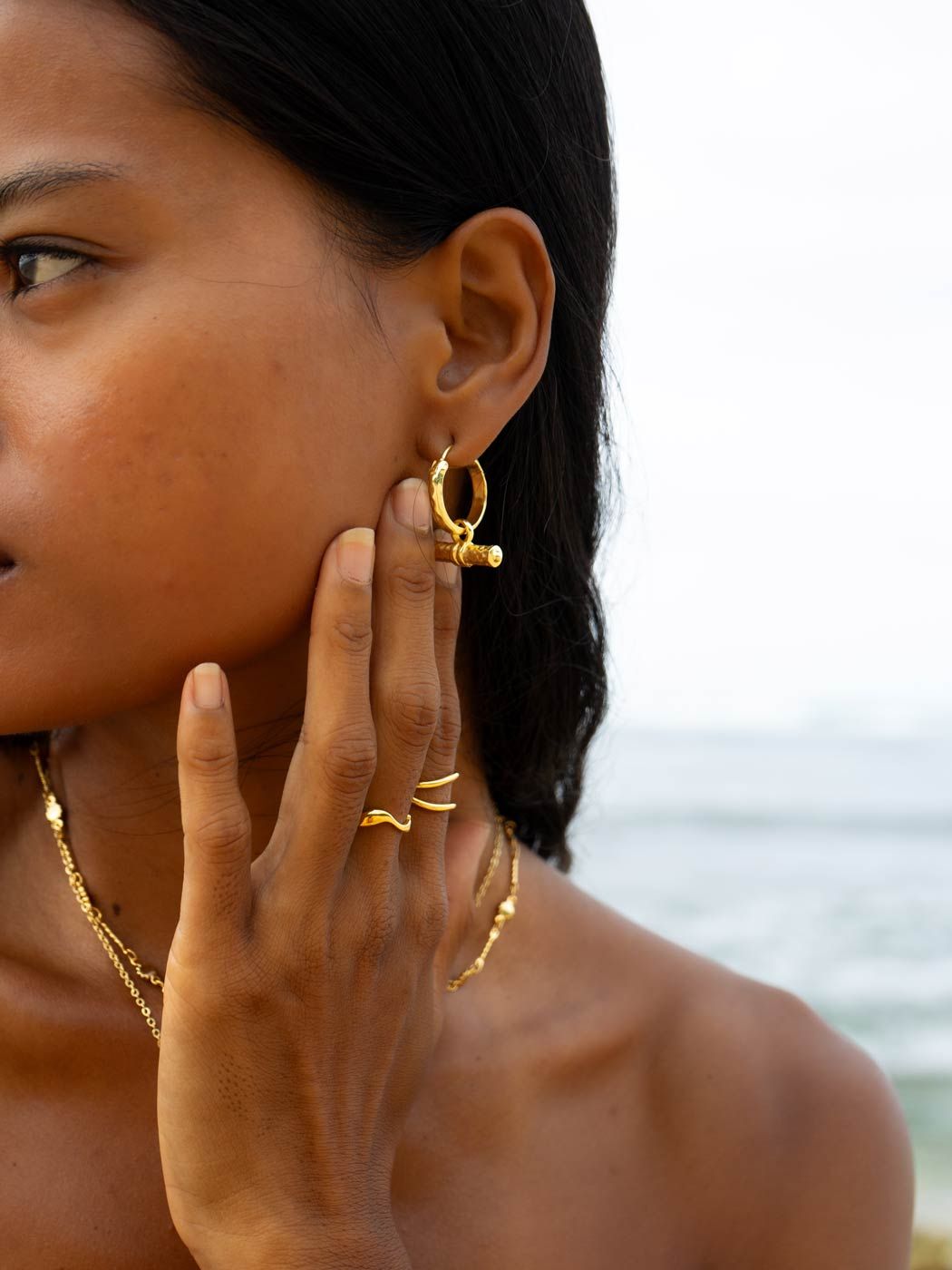 Margot T-Bar Hoops