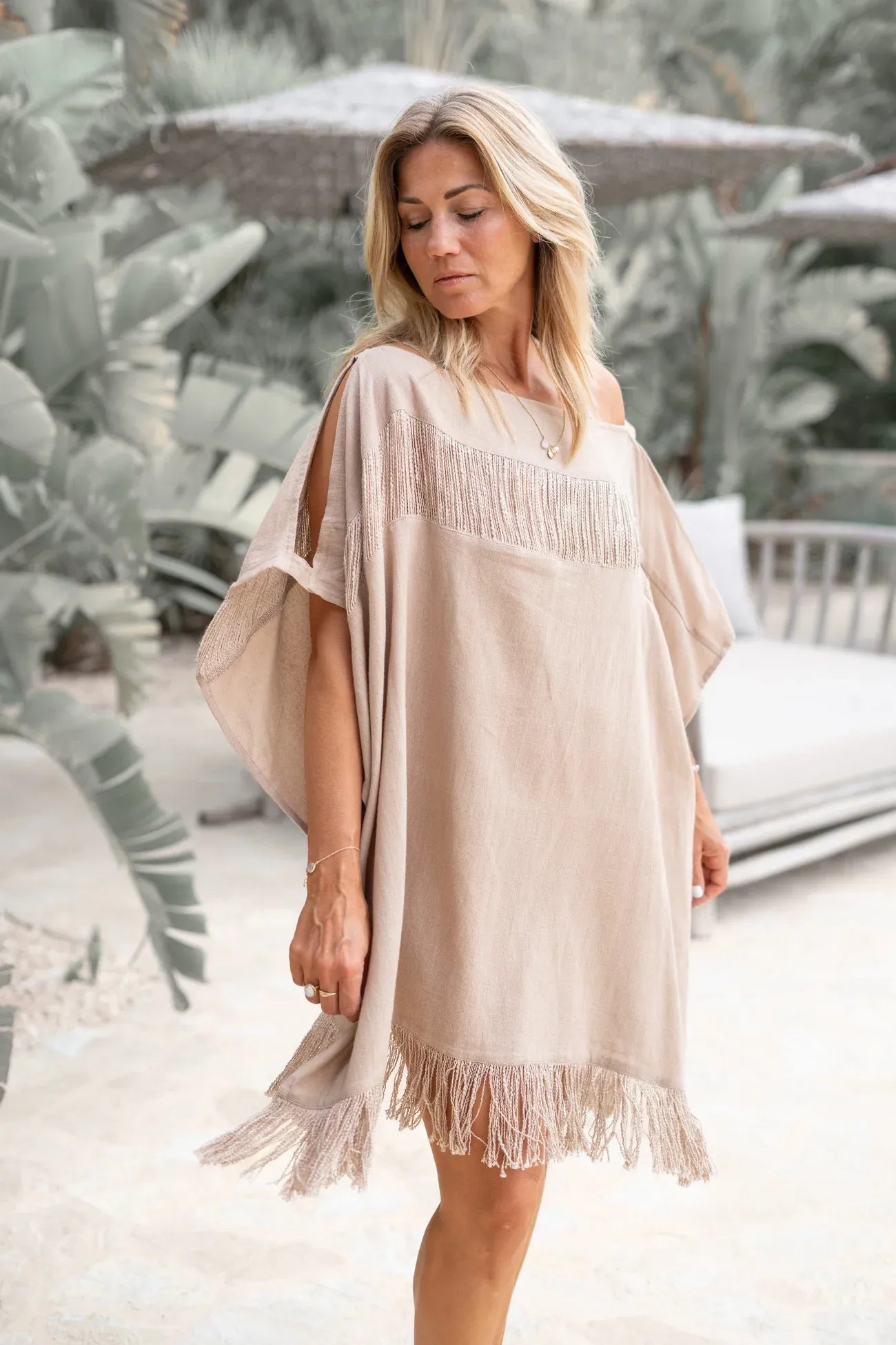 Mystic Poncho Sand