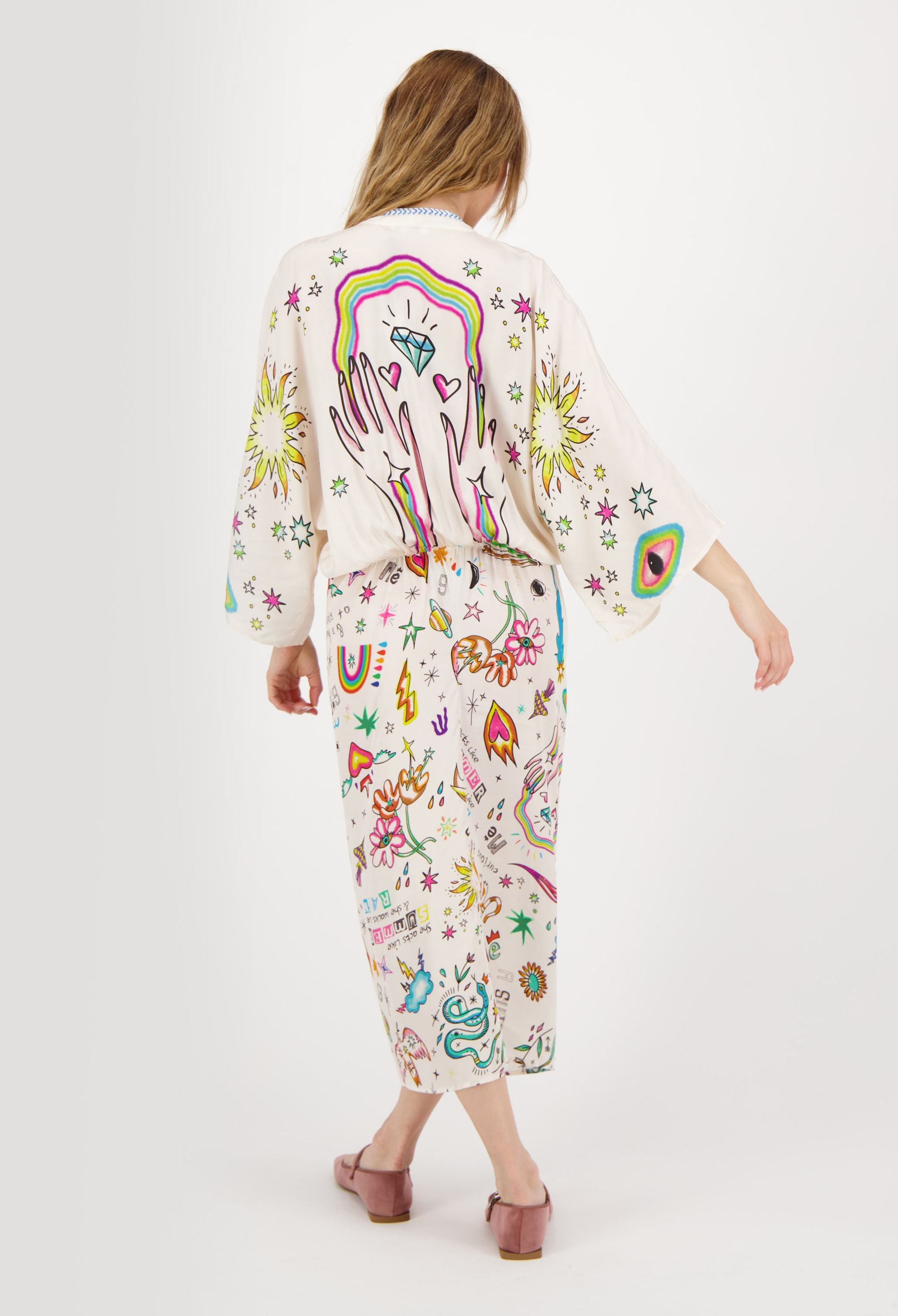 Sophia Kimono Enlightenment