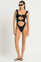Bond Eye Ring Delphi One Piece Black
