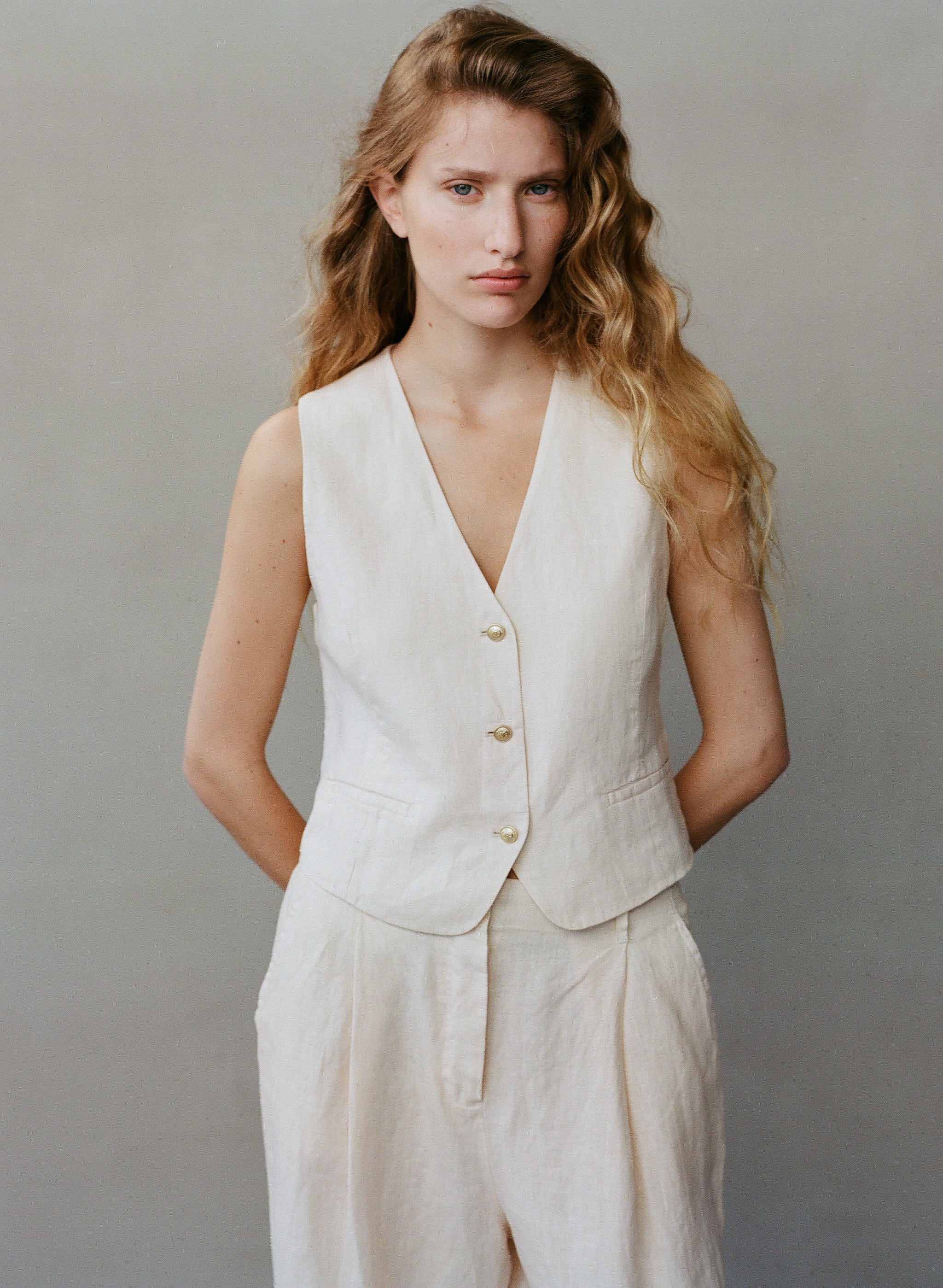 Marule & Love Linen Margot Pleated Trousers Warm Sand